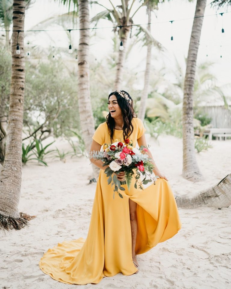 what-to-wear-with-a-yellow-dress-to-a-wedding-hayzed-magazine