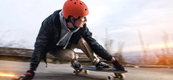 How to Maintain Speed on a Skateboard